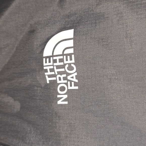 Women's The North Face Rain Coat - Picture 2 of 8